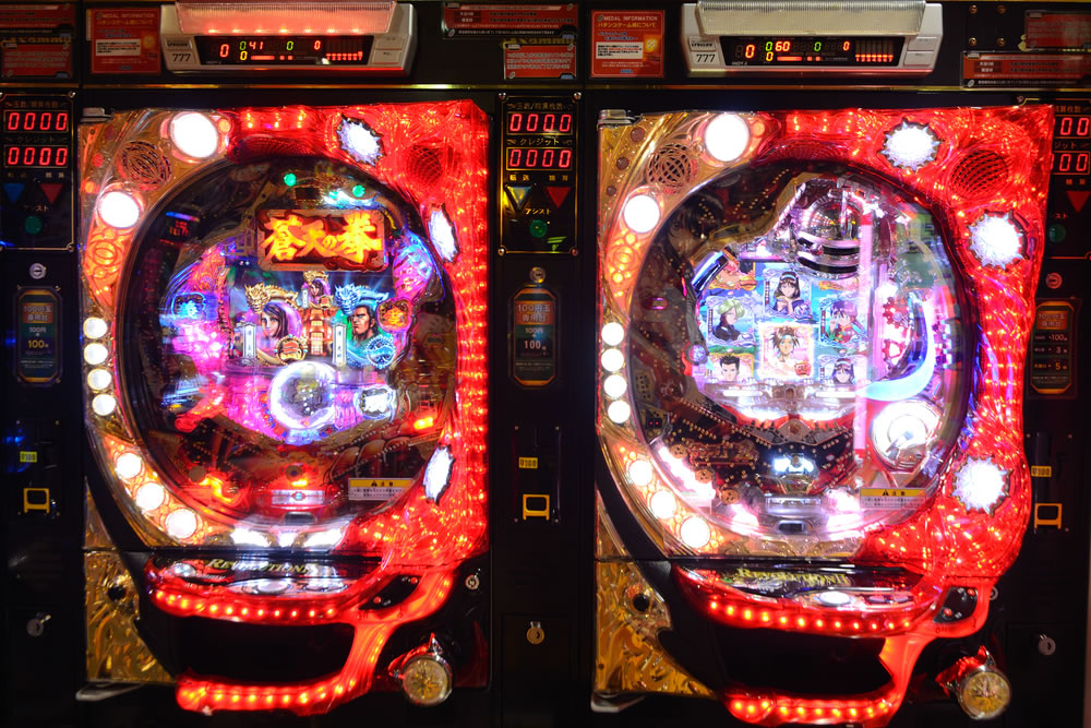 Is Pachinko associated with certain Japanese colors?